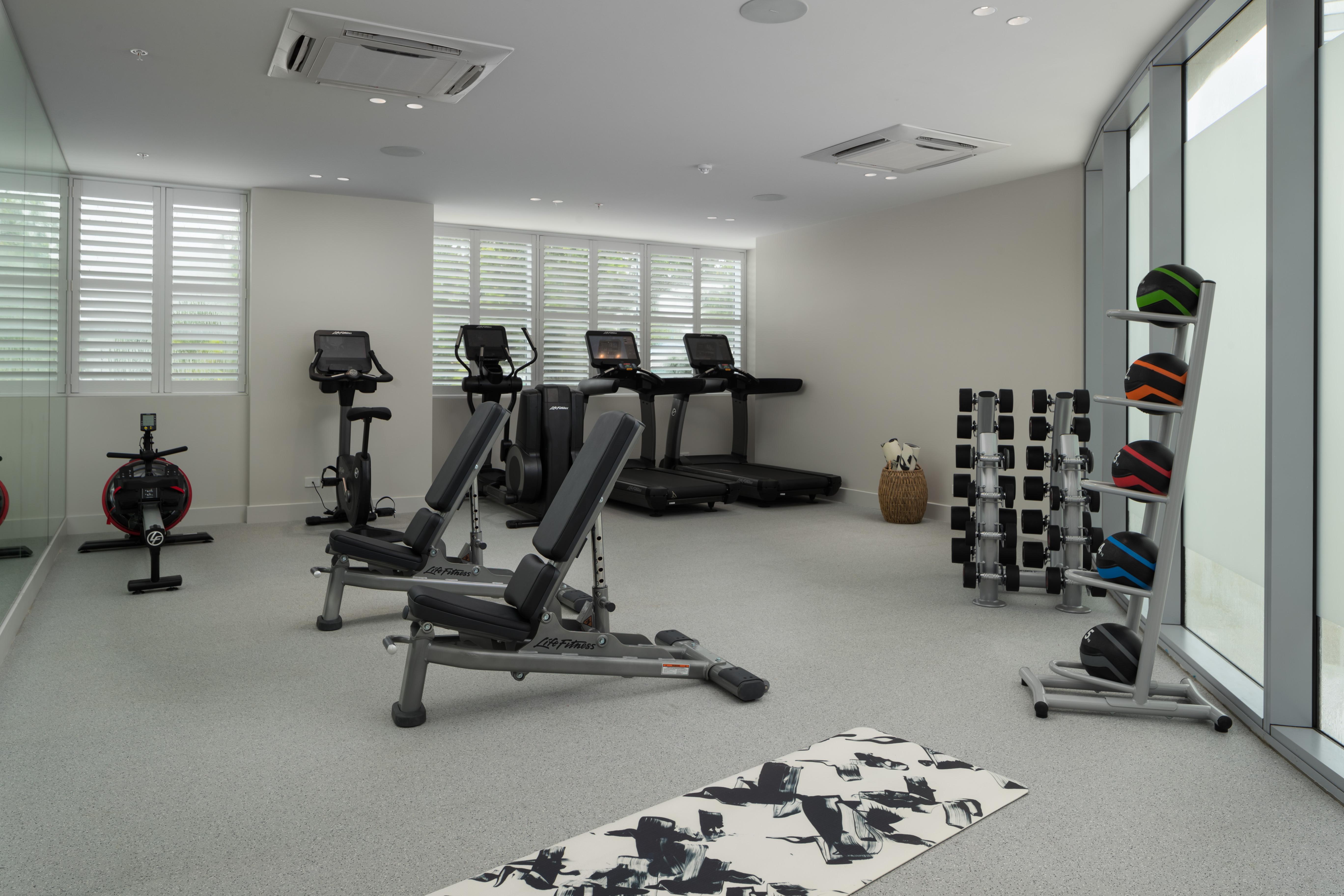 คริสตัลบรูค ไรลีย์ Hotel แคนส์ ภายนอก รูปภาพ A gym