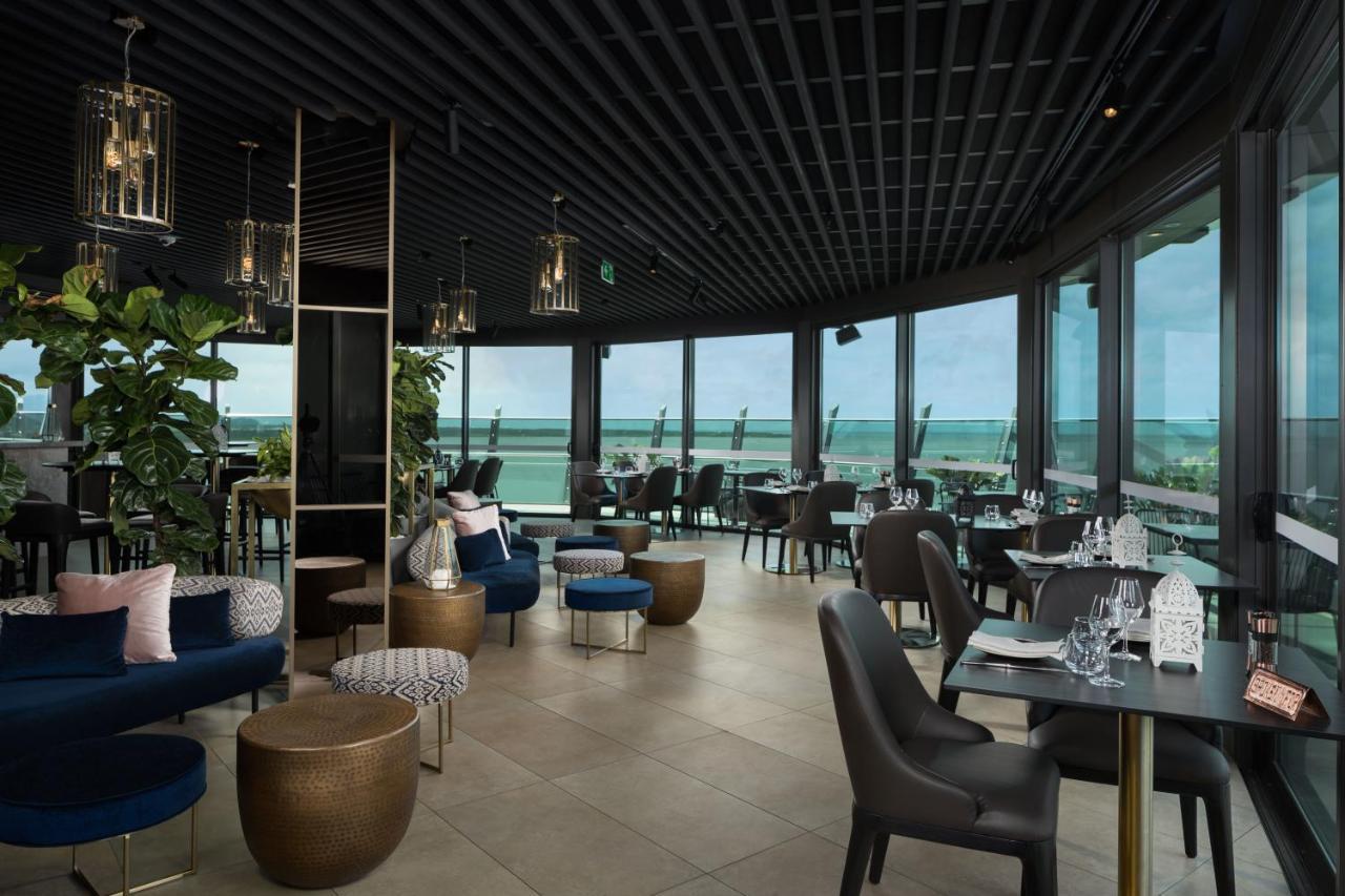 คริสตัลบรูค ไรลีย์ Hotel แคนส์ ภายนอก รูปภาพ The restaurant